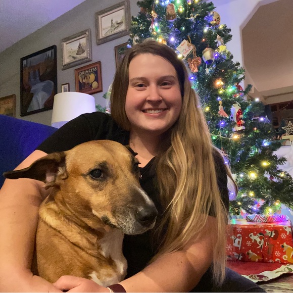 Meet your Posher, Sarah - Picture 2 of 11